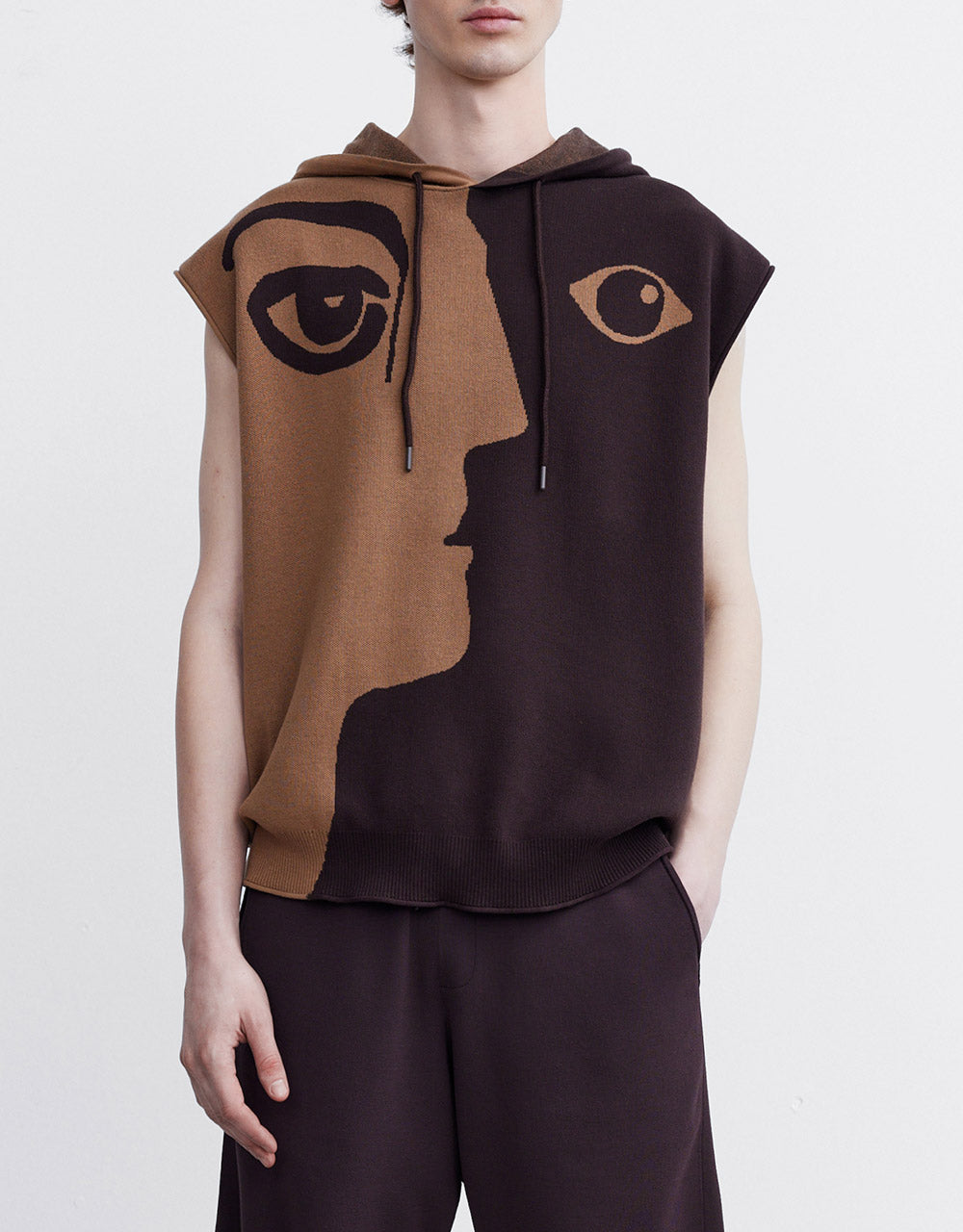 Two Tone Abstract Face Knitted Sleeveless Hoodie