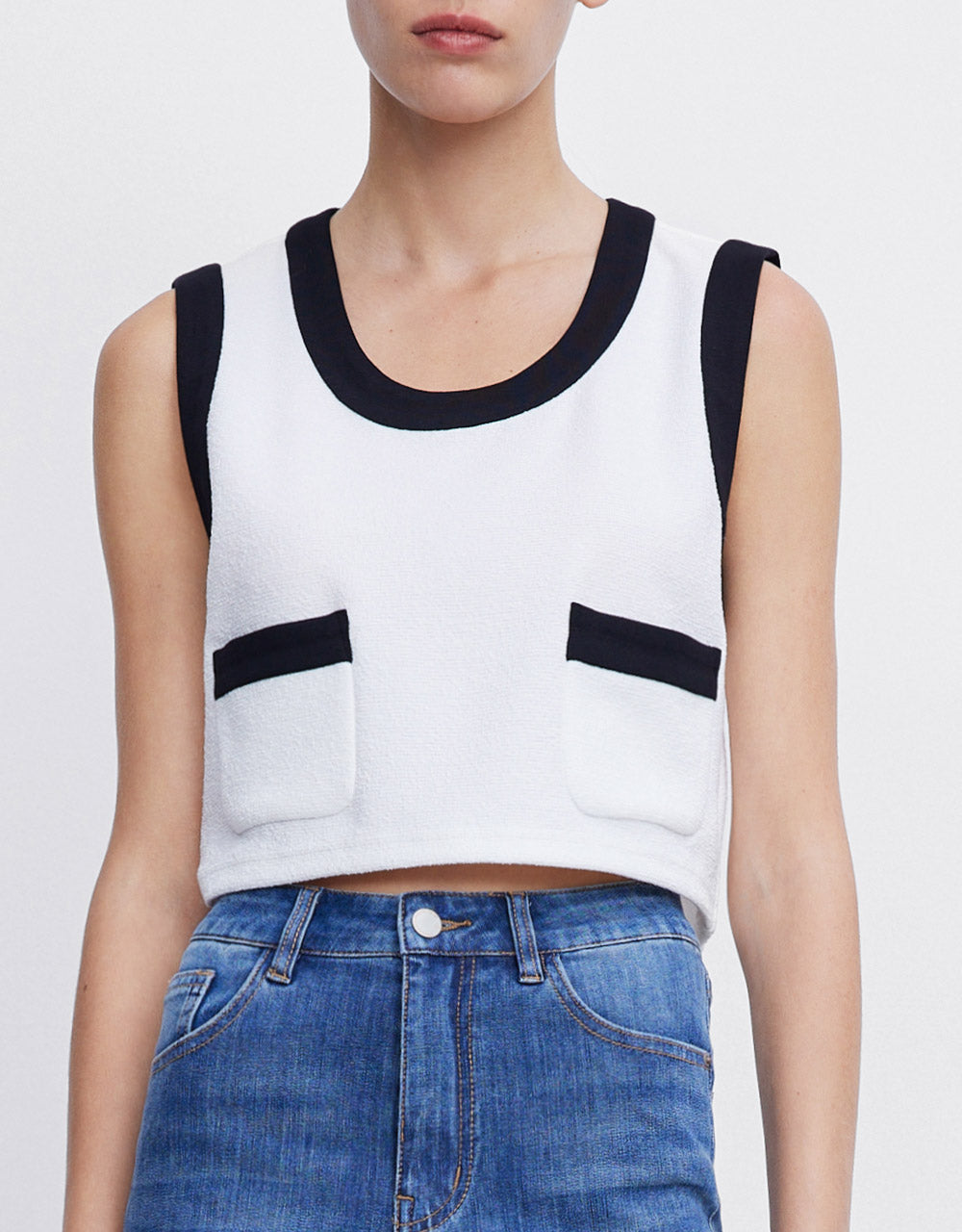 Contrast Trim Patched Pocket Tank Top