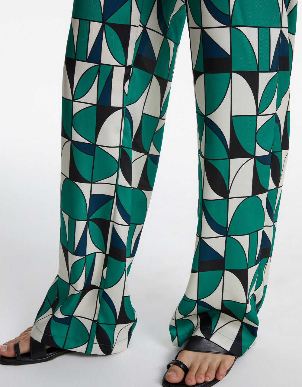 7 Geometric Print Wide Leg Pants