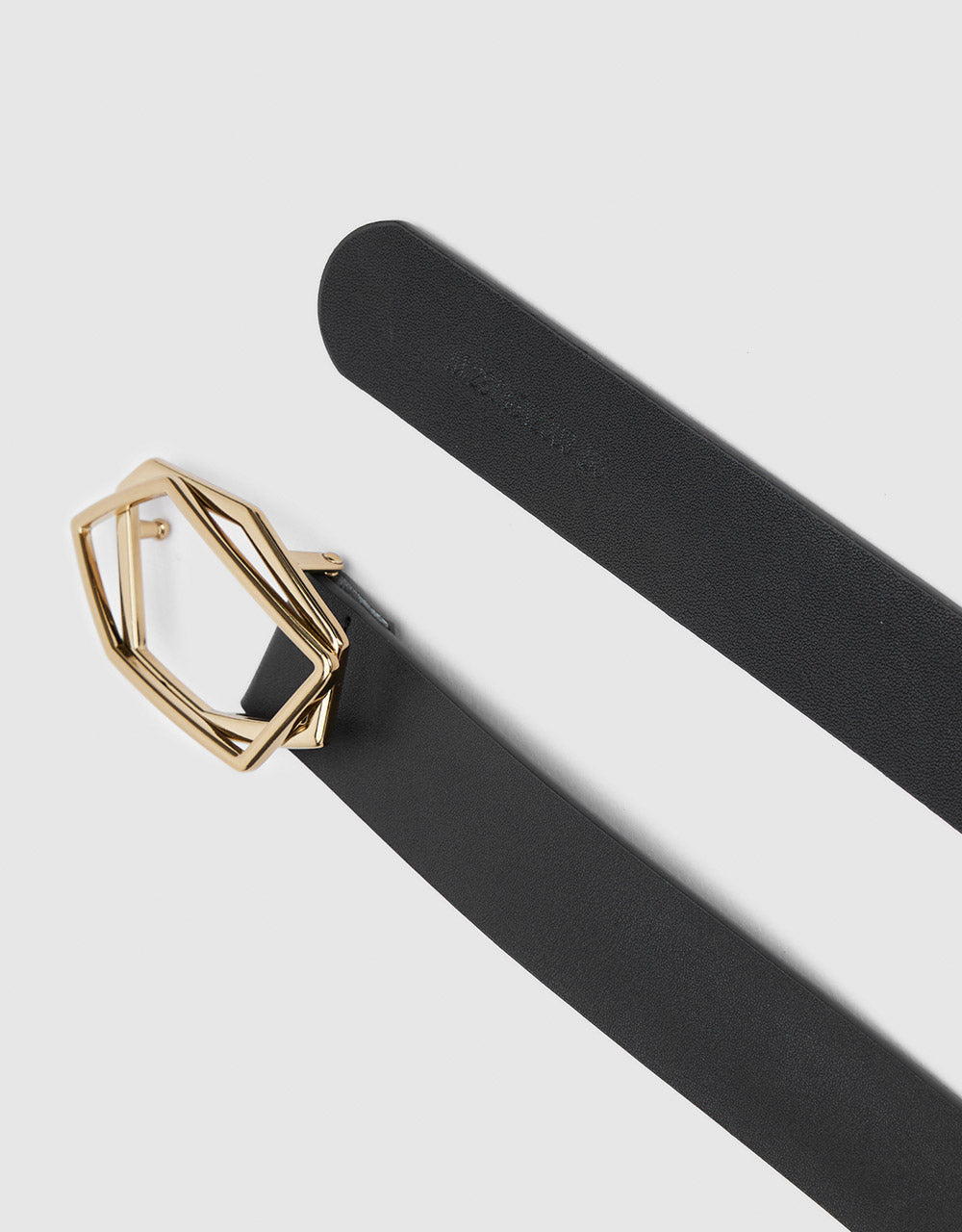 8 Geometric Buckle Belt