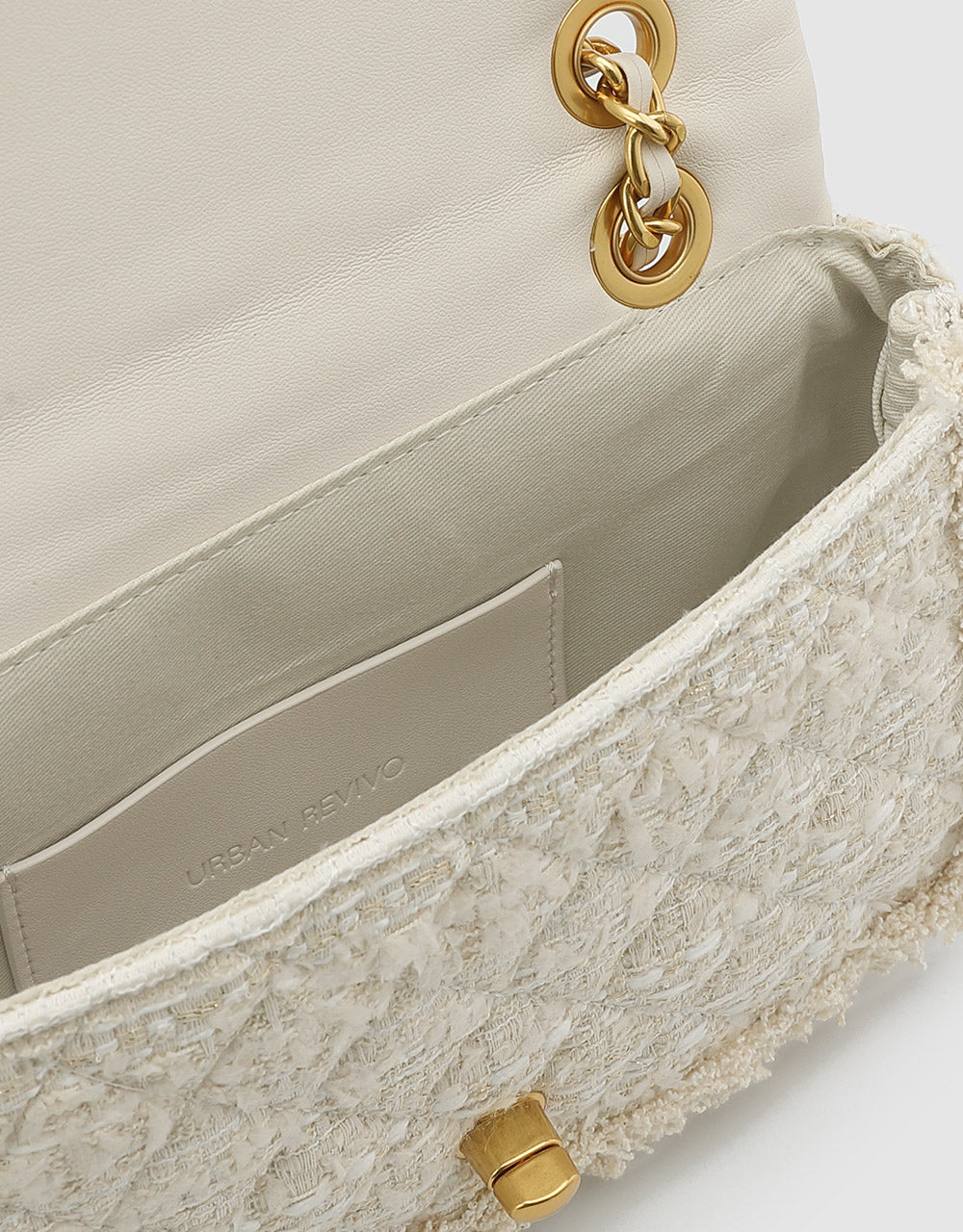 7 Raw Trim Quilted Flap Shoulder Bag