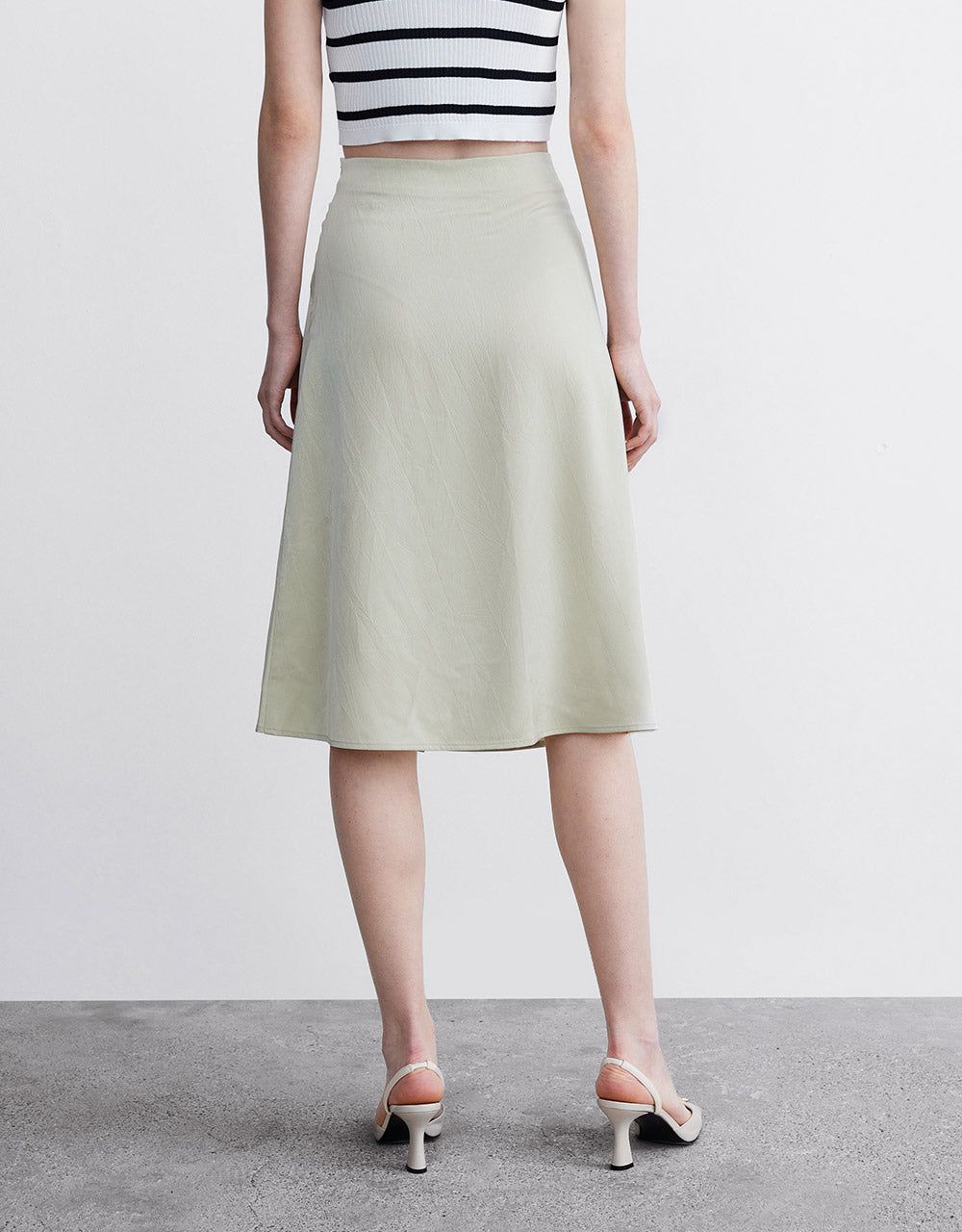 7 Plain Ruched Midi Skirt